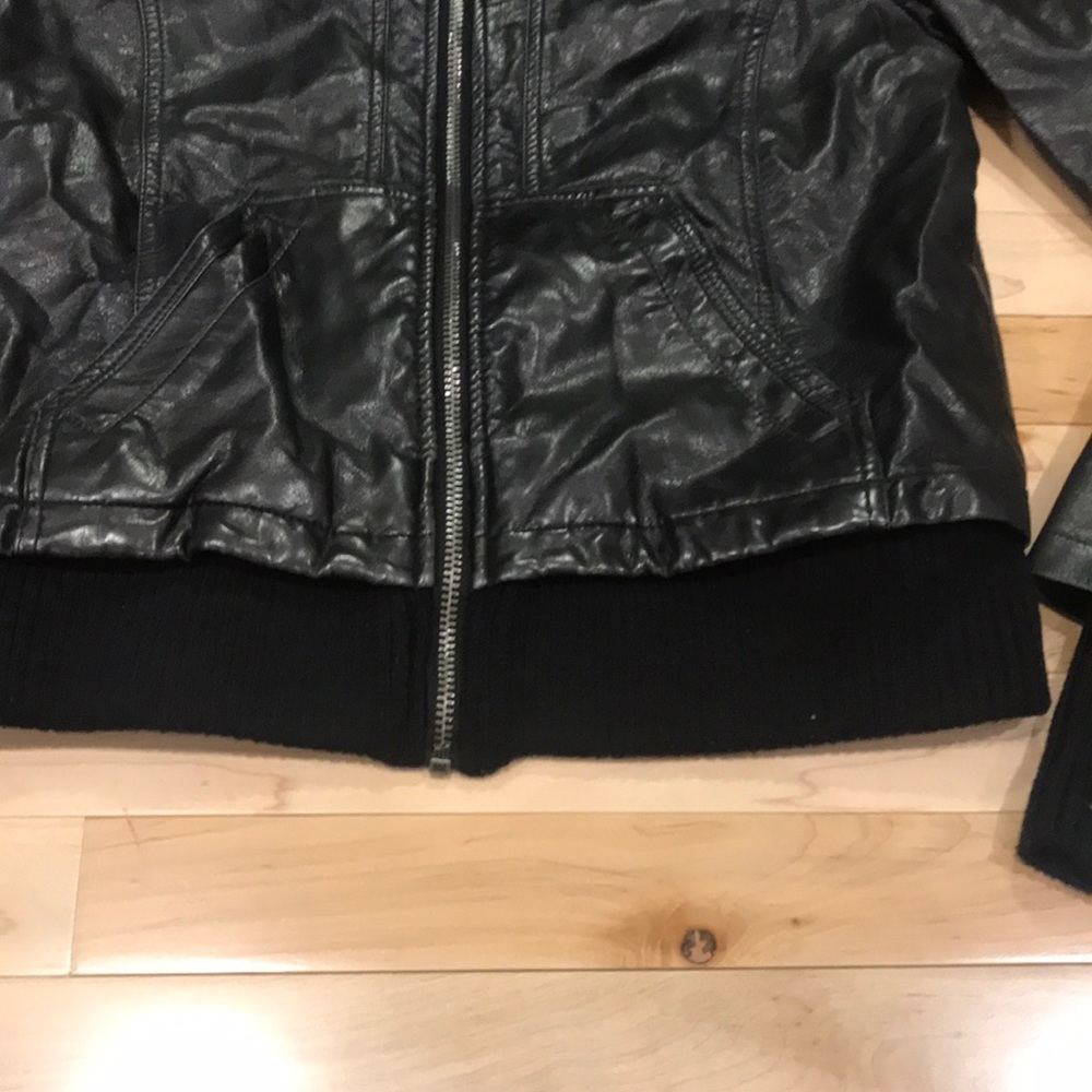 Express Jacket - Picture 3 of 5